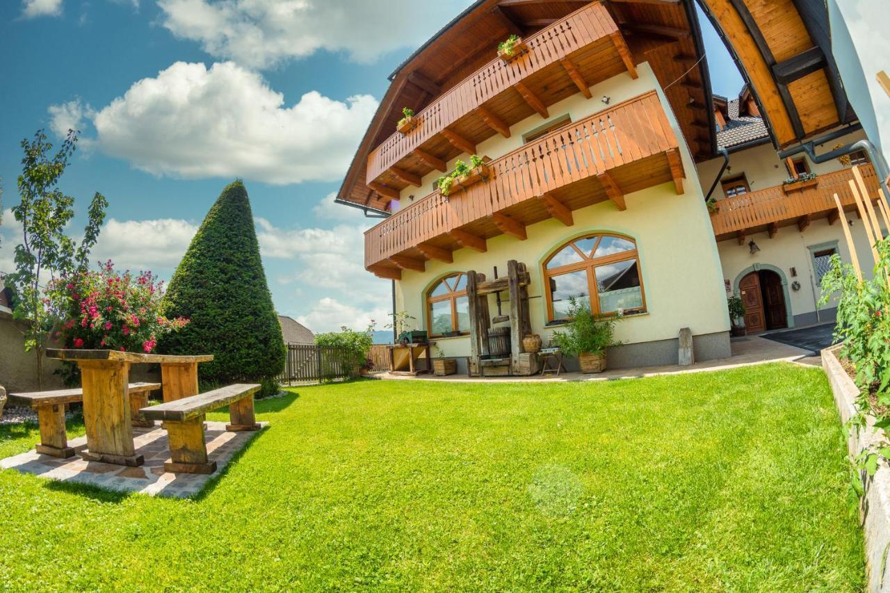 Tourist Farm "Pri Biscu" Villa Bled Bagian luar foto
